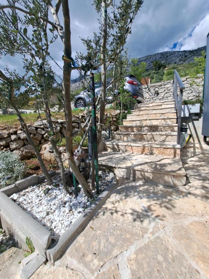 Bella Vista With Jacuzzi 1 Villa Omiš Eksteriør bilde
