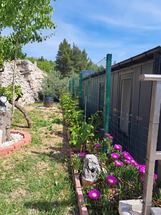 Bella Vista With Jacuzzi 1 Villa Omiš Eksteriør bilde