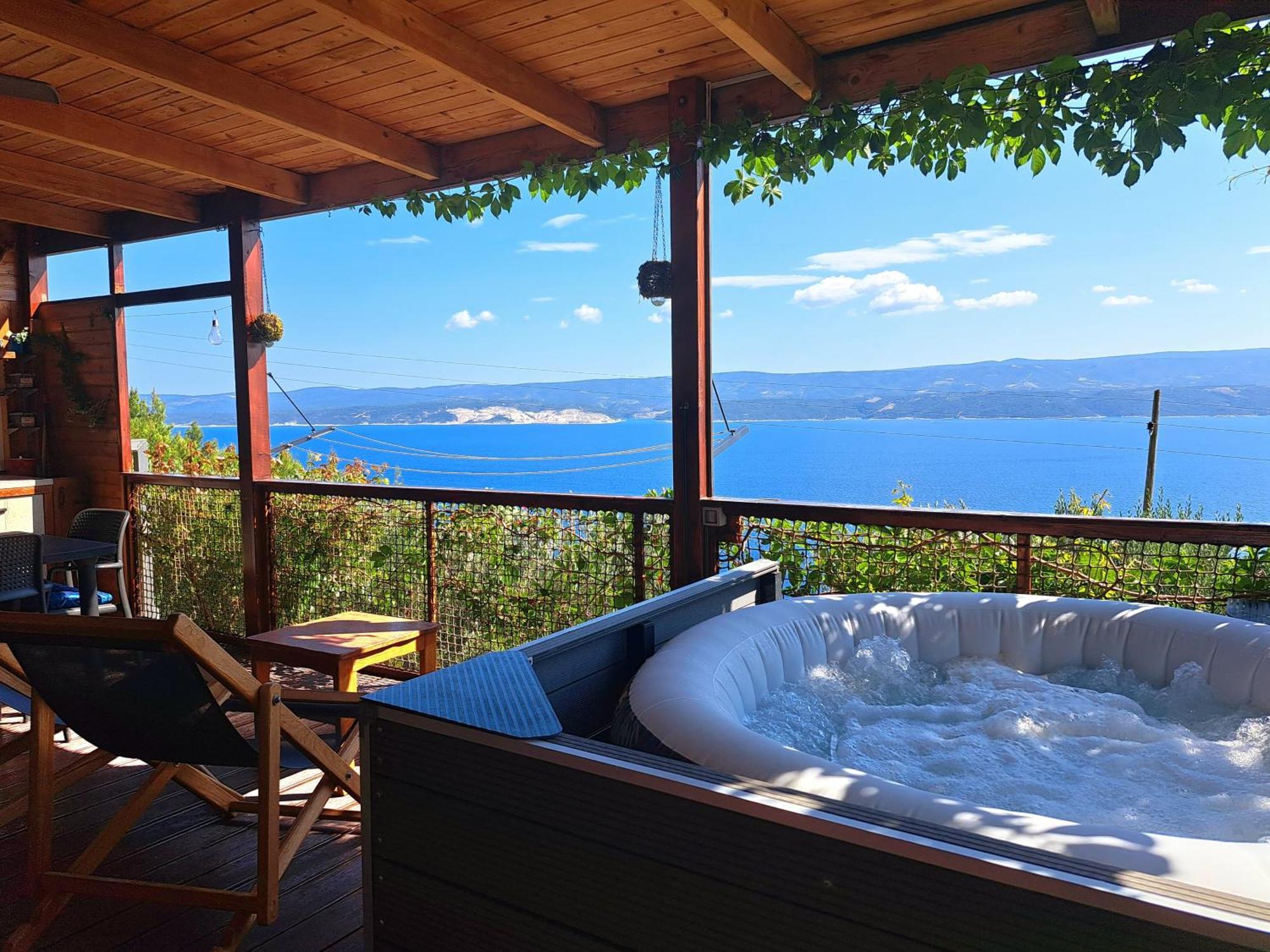 Bella Vista With Jacuzzi 1 Villa Omiš Eksteriør bilde