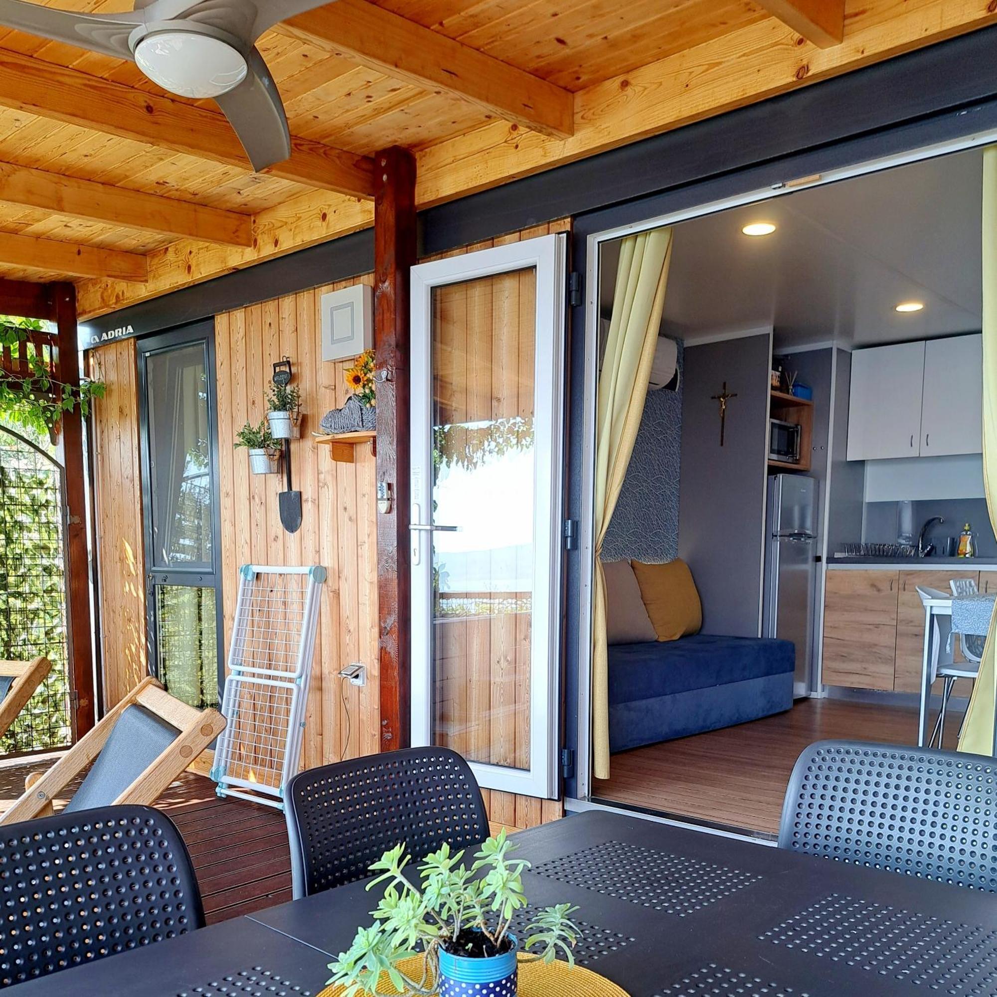 Bella Vista With Jacuzzi 1 Villa Omiš Eksteriør bilde