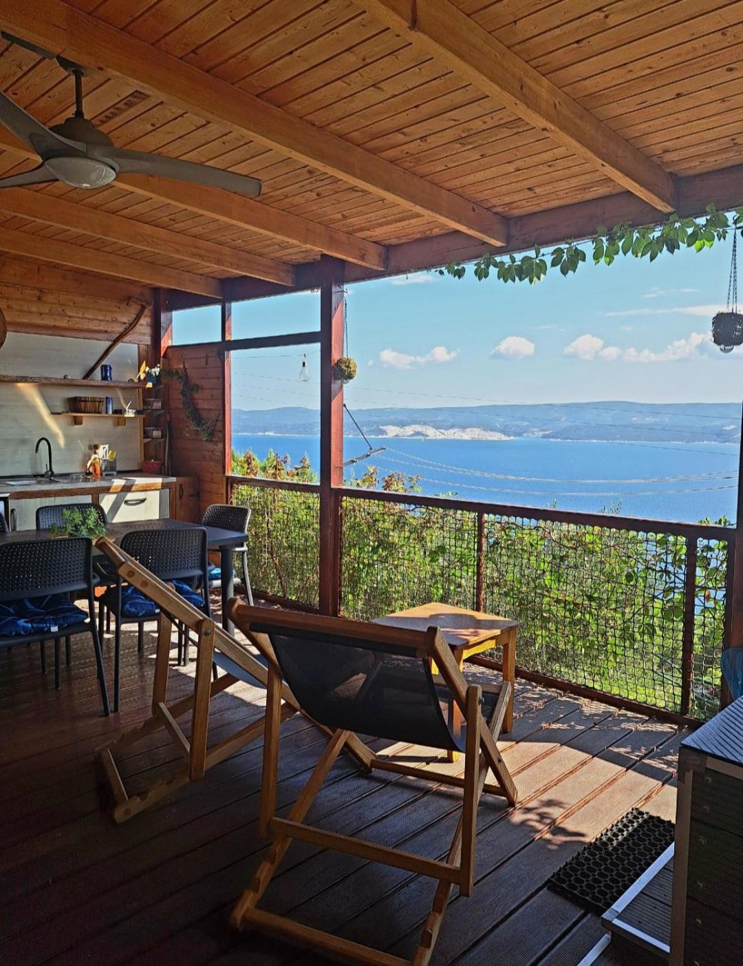 Bella Vista With Jacuzzi 1 Villa Omiš Eksteriør bilde